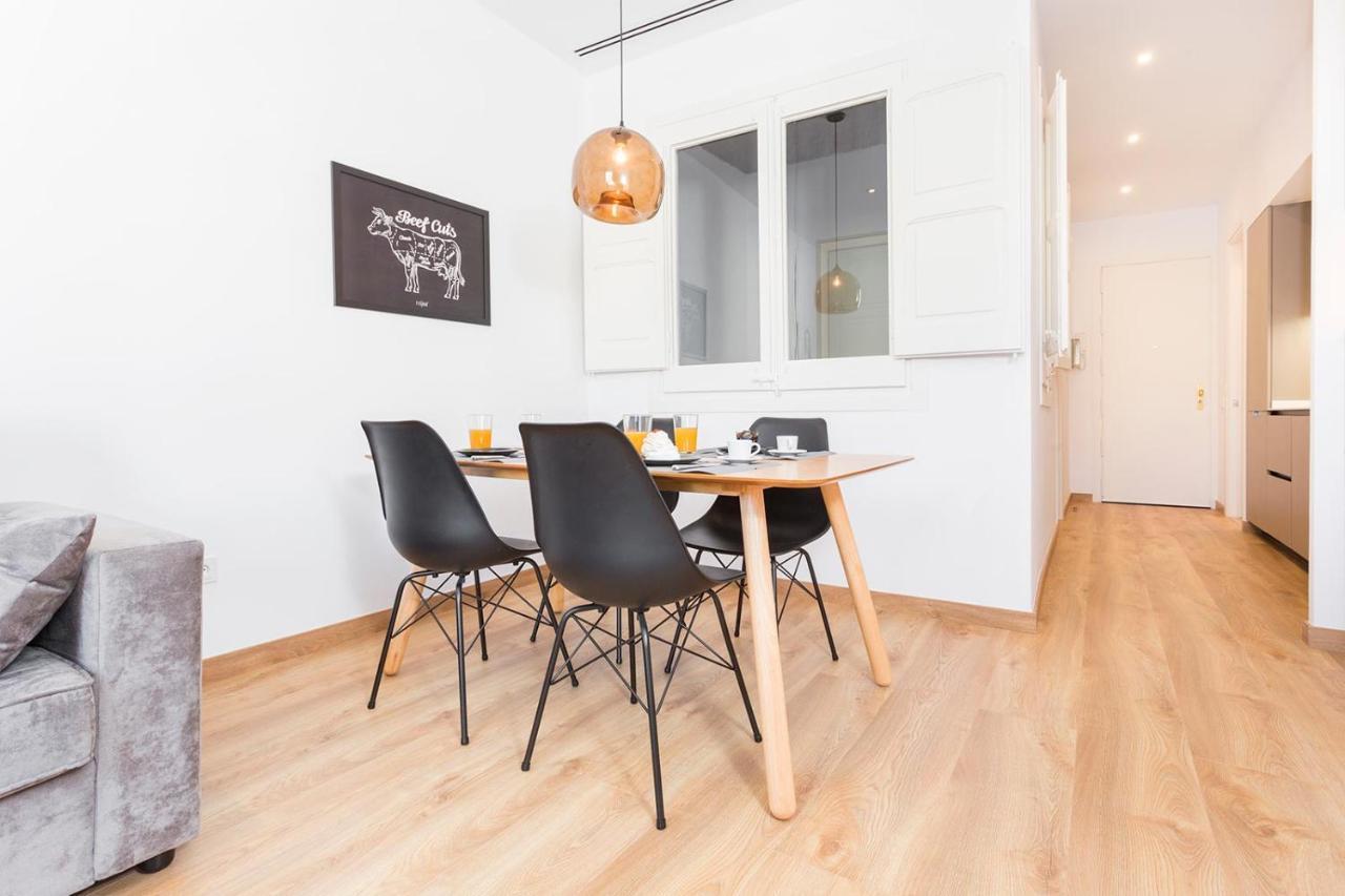 Cozy Apartment Close To Passeig De Gracia Barcelona Exterior photo